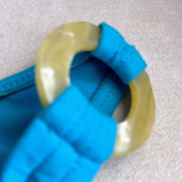 Victoria’s Secret Turquoise 2 Piece String Tie Bikini Swimsuit Shell Hardware - Picture 11 of 12